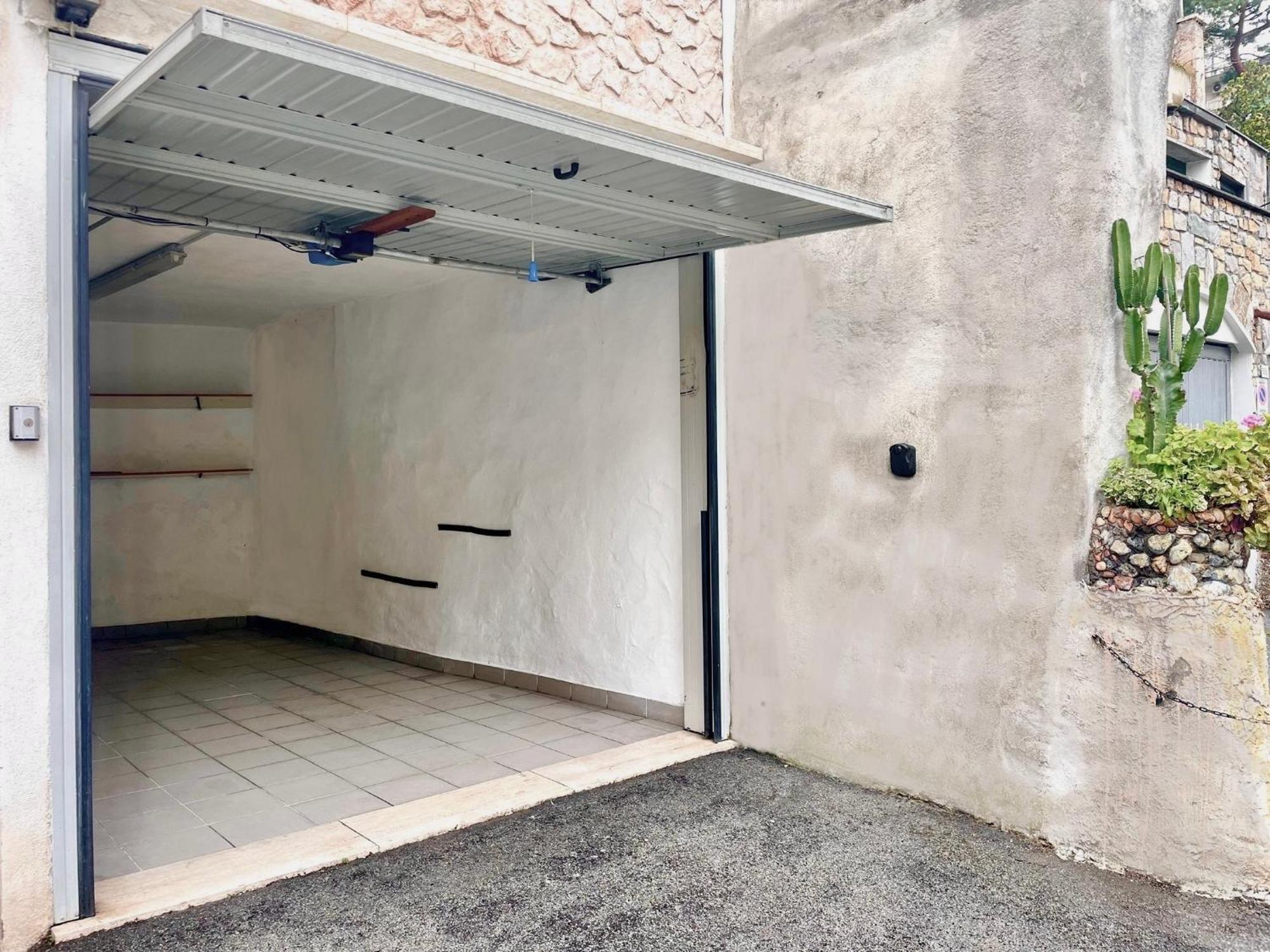 Il Giardino Del Comandante - Trilocale Con Garage Lejlighed Sanremo Eksteriør billede